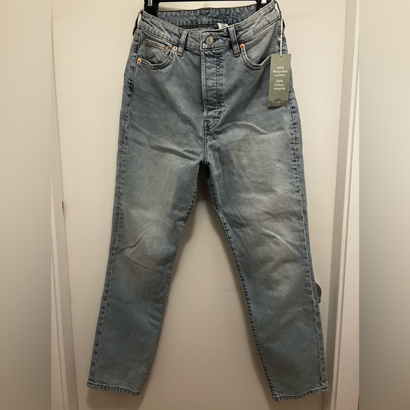 H&M Ultra high rise mom jeans - Picture 2 of 5